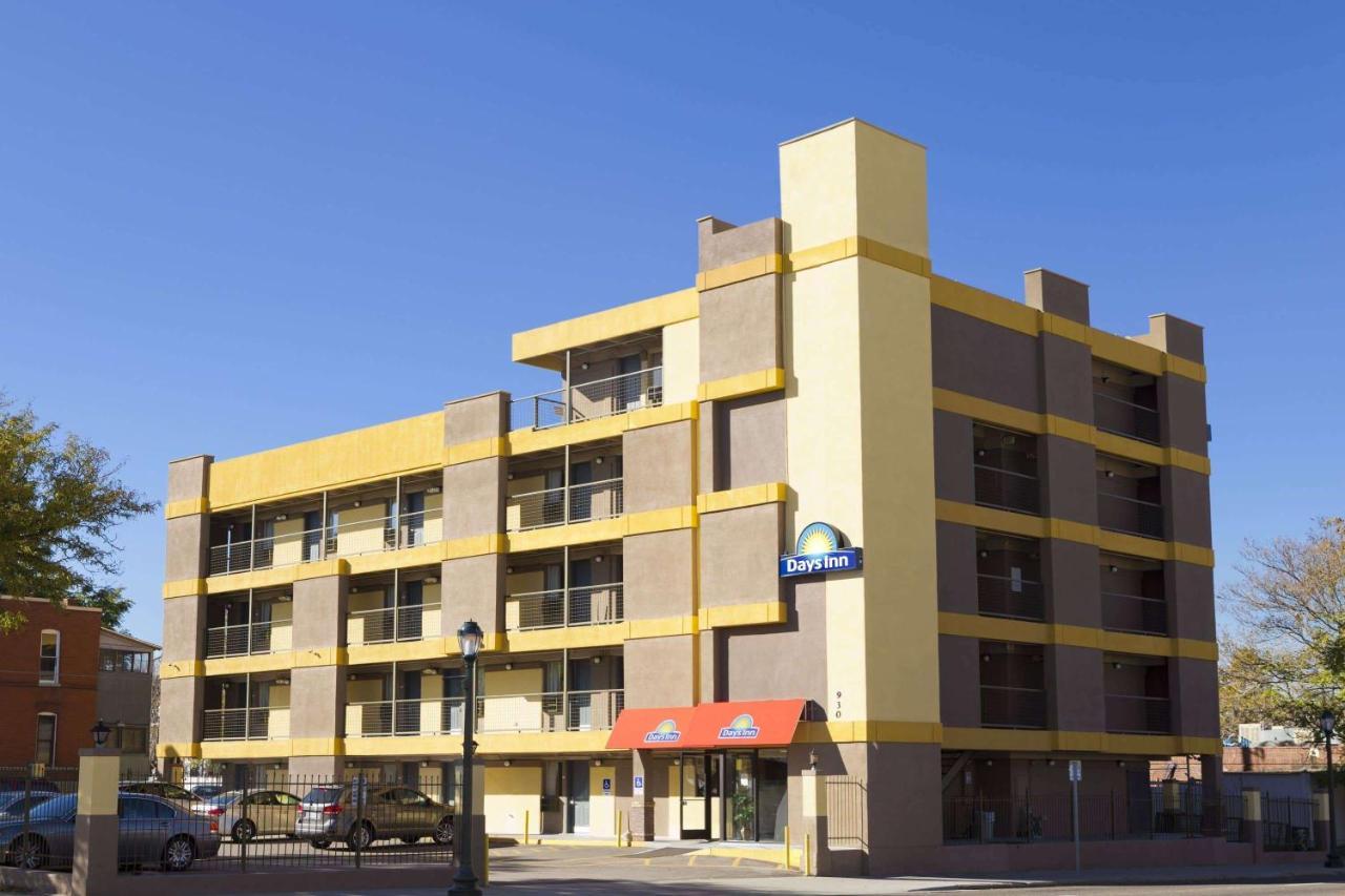 Days Inn By Wyndham Denver Downtown Eksteriør billede